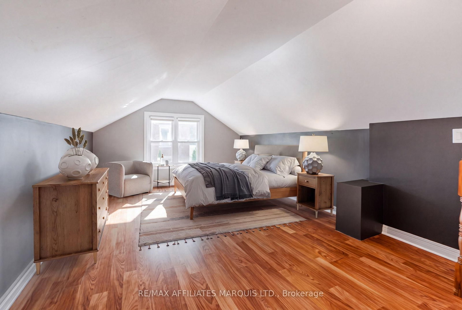 16 Front Street • North Stormont, ON photo 27