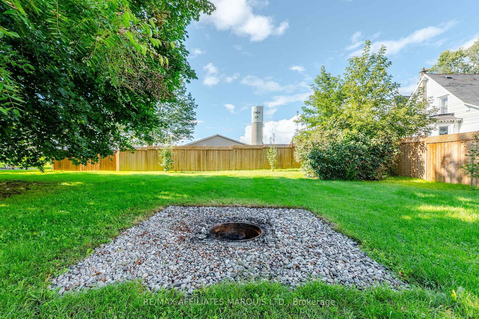 16 Front Street • North Stormont, ON photo 36