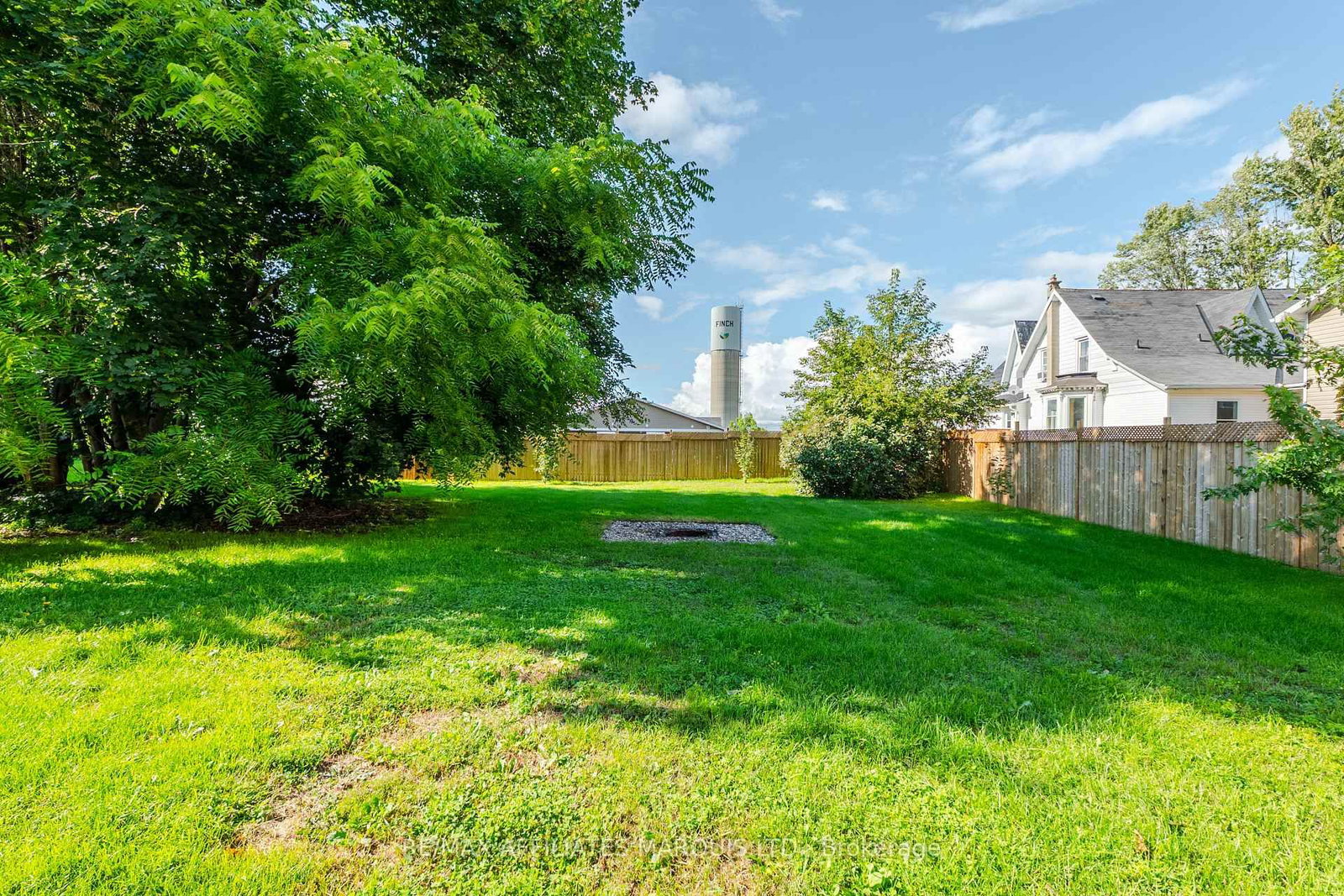 16 Front Street • North Stormont, ON photo 38