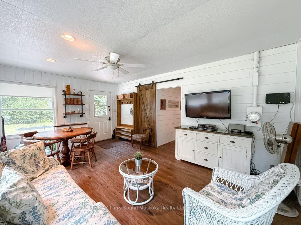 301 Farleys Road • Whitestone, ON photo 18