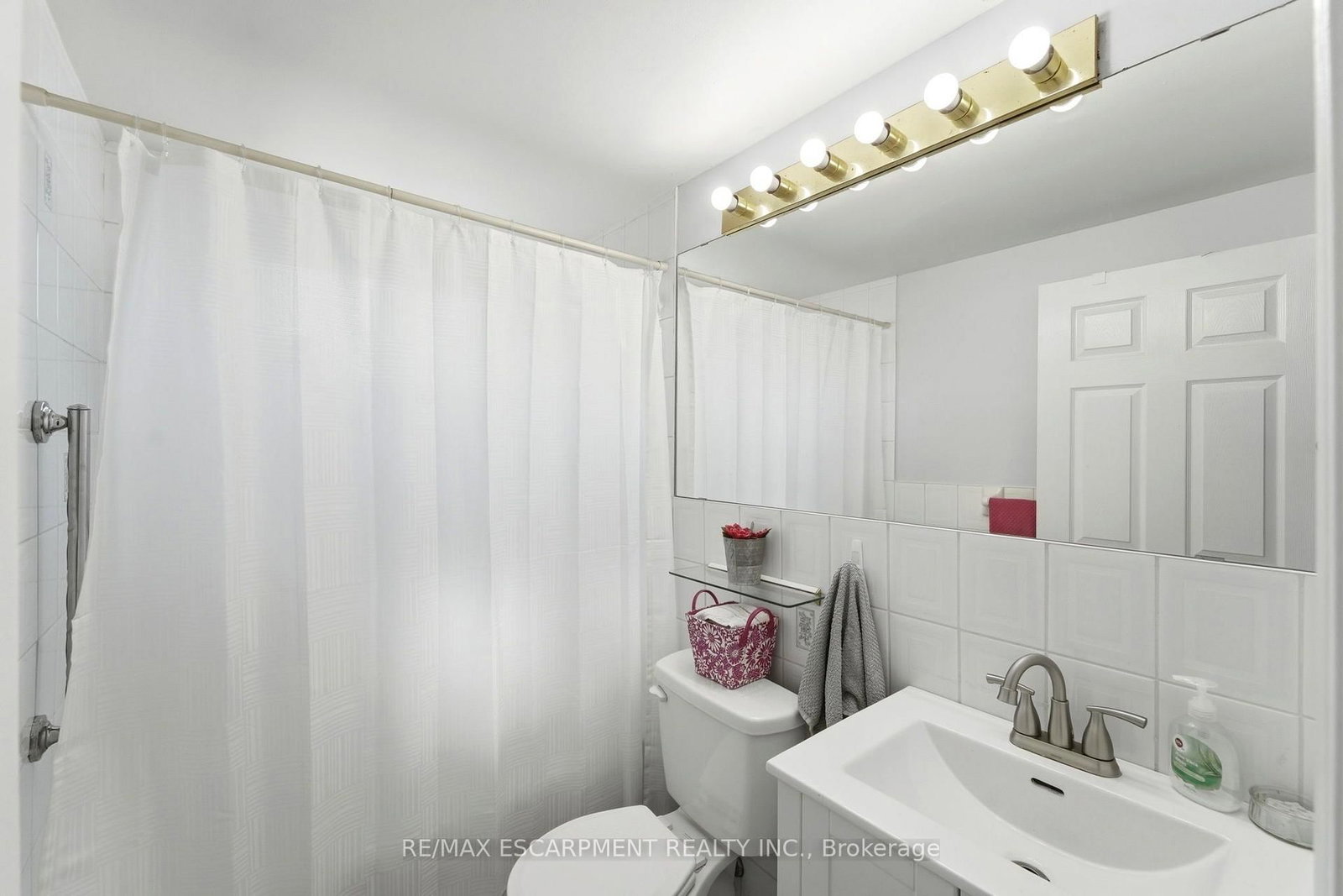 174 Herkimer Street • #401 • Hamilton, ON photo 15