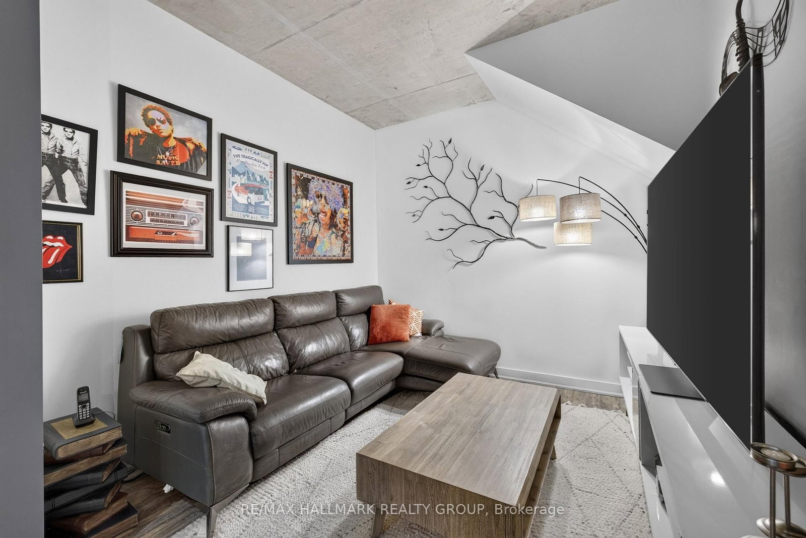 353 McLeod Street • Ottawa, ON photo 25