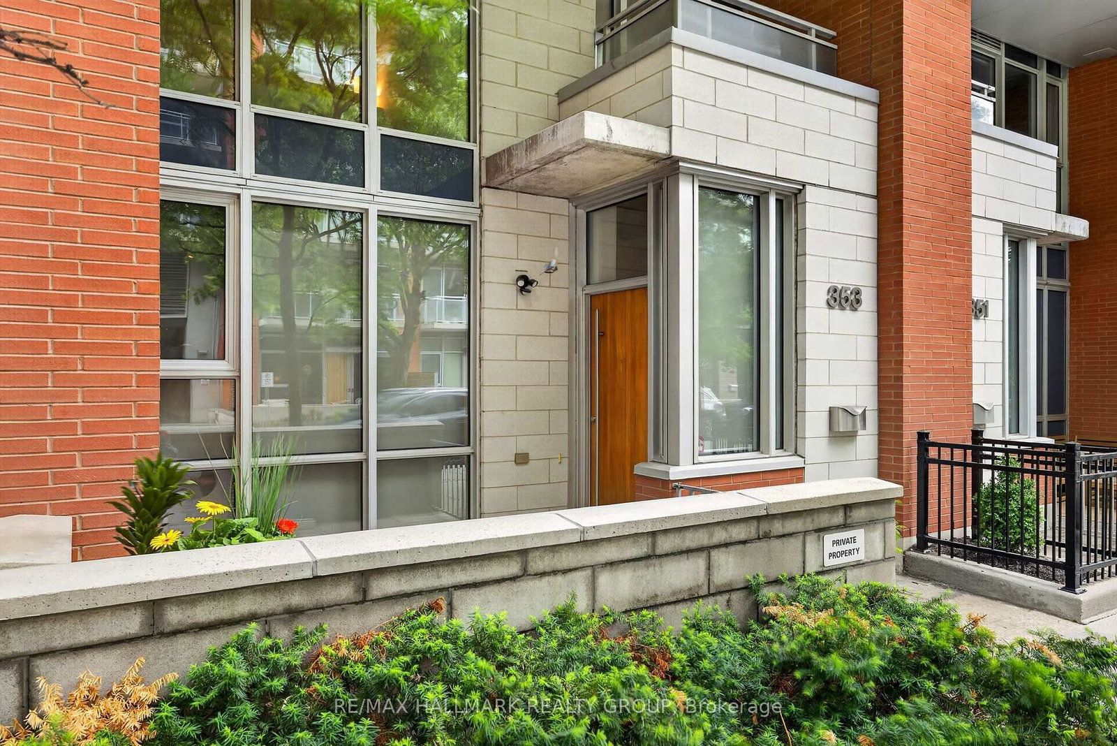 353 McLeod Street • Ottawa, ON photo 4