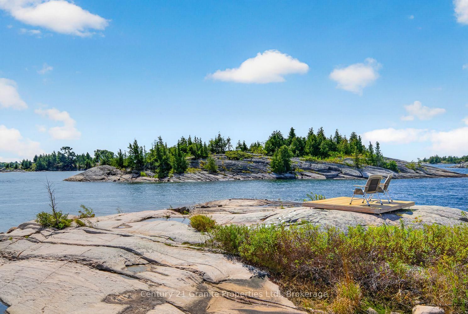 1 369C Island • Carling, ON photo 13