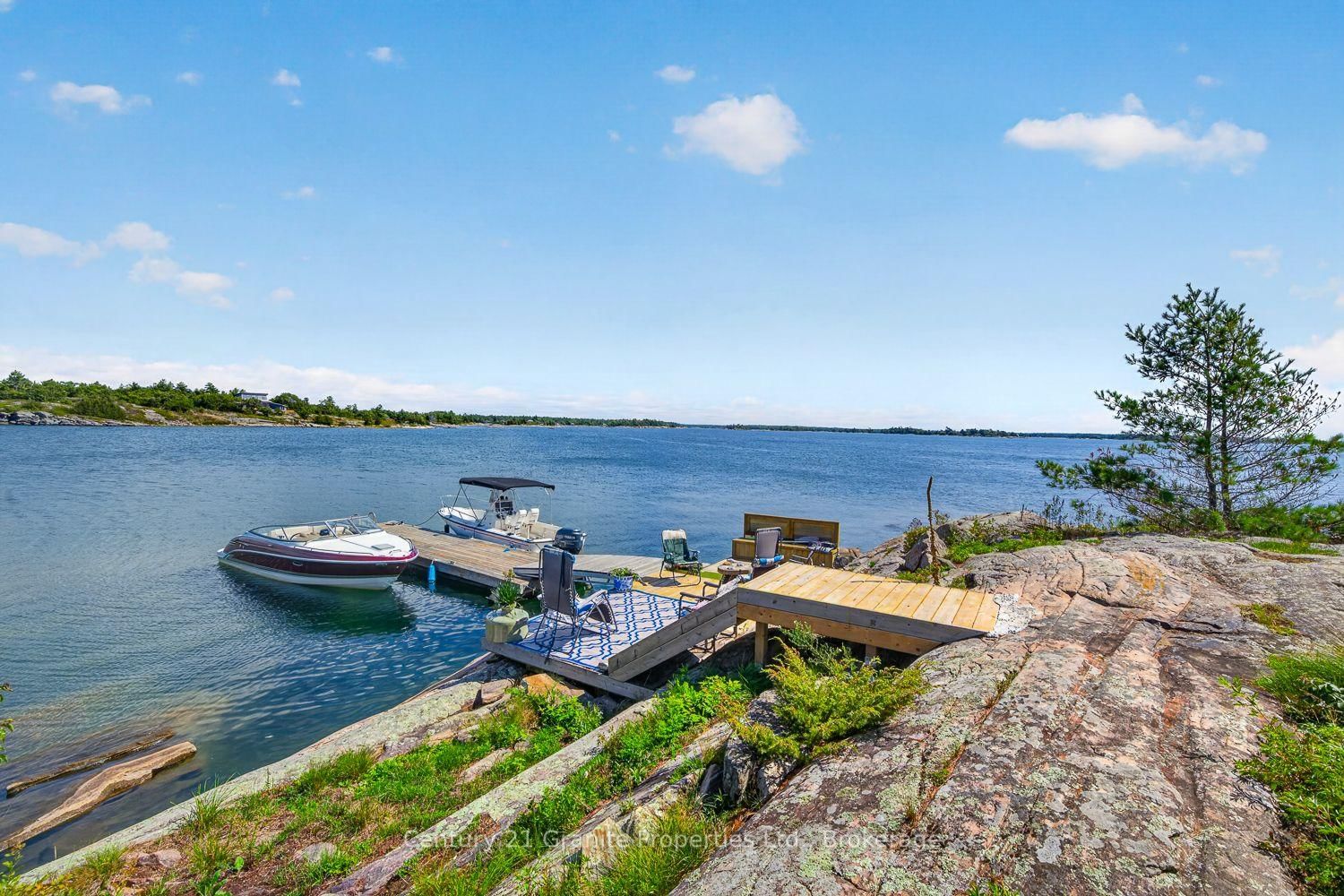 1 369C Island • Carling, ON photo 17