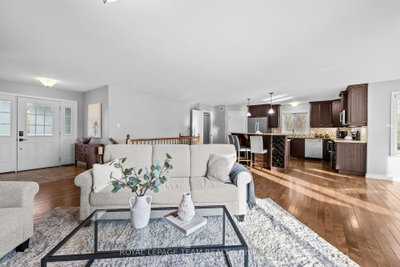 53 D'arcys Way • North Grenville, ON photo 6