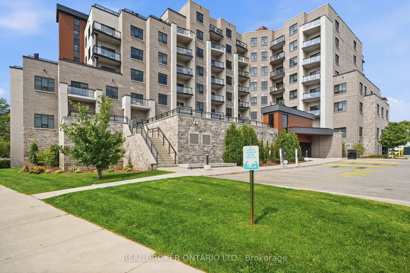 101 - 30 Hamilton Street S