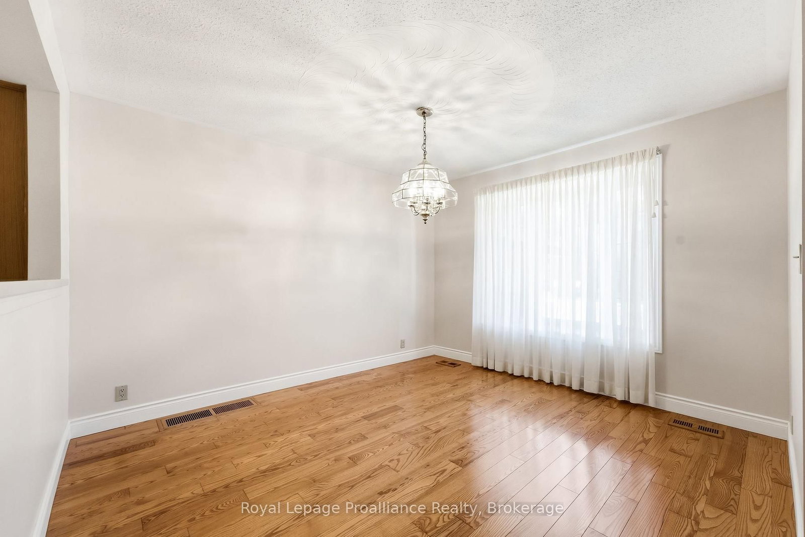 11 Addison Street • Brighton, ON photo 14
