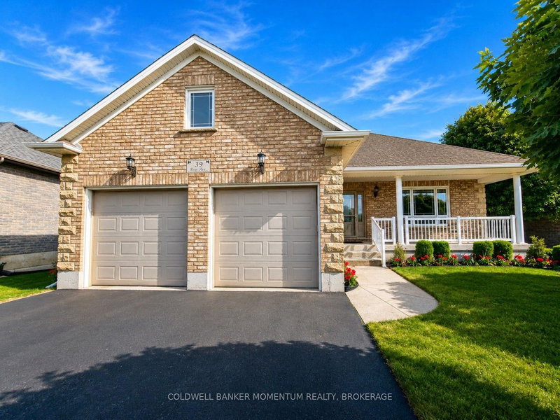 home for sale on 39 Ross Avenue N