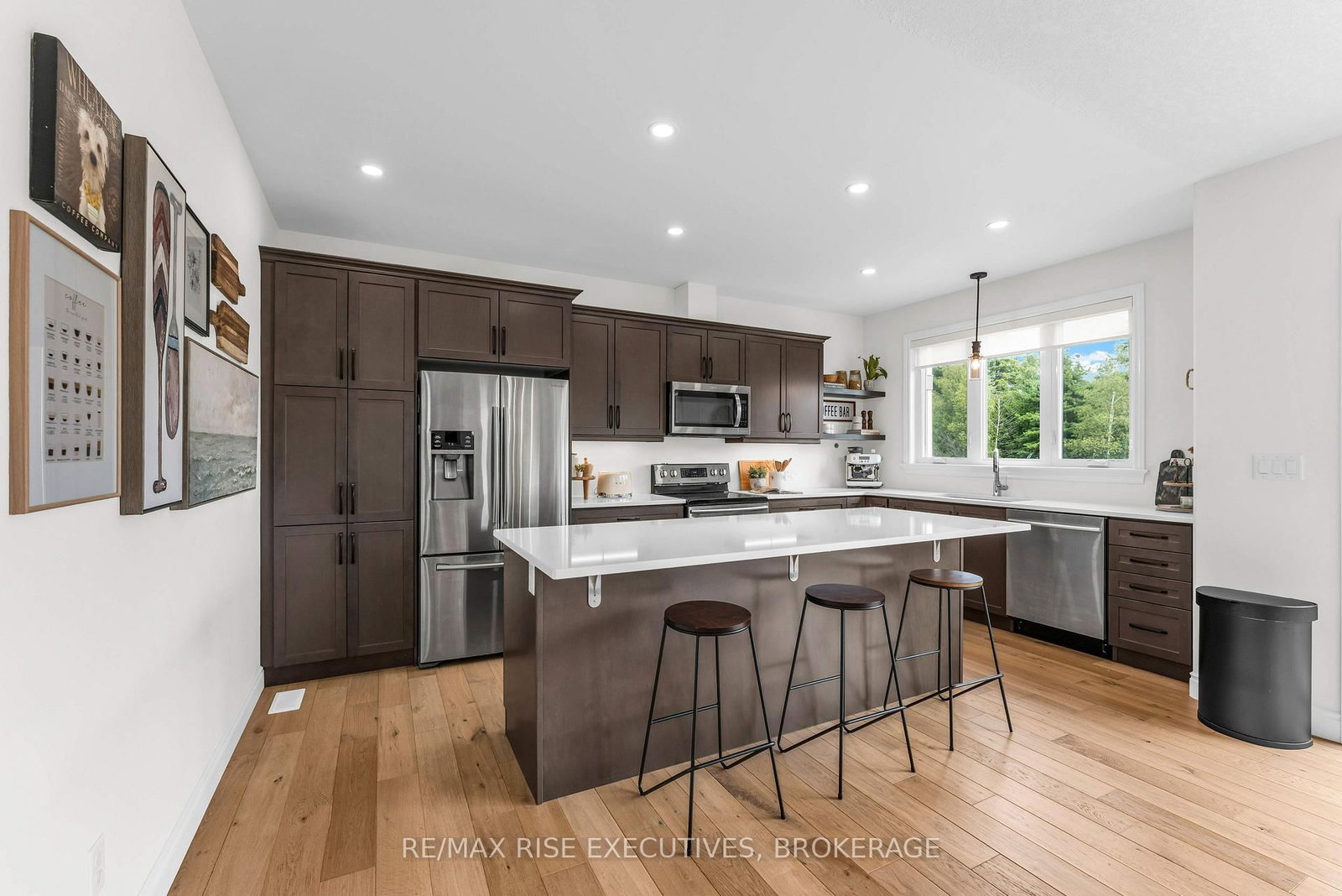 232 Mill Pond Place • Kingston, ON photo 11