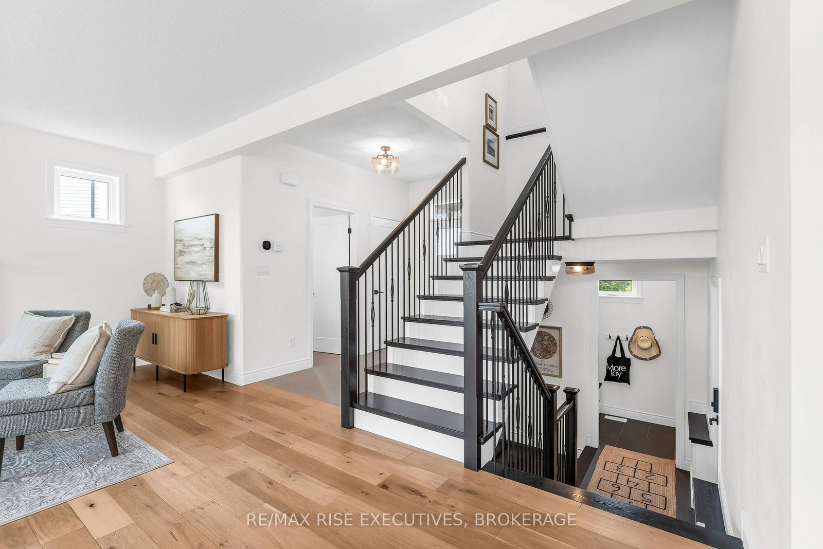 232 Mill Pond Place • Kingston, ON photo 15