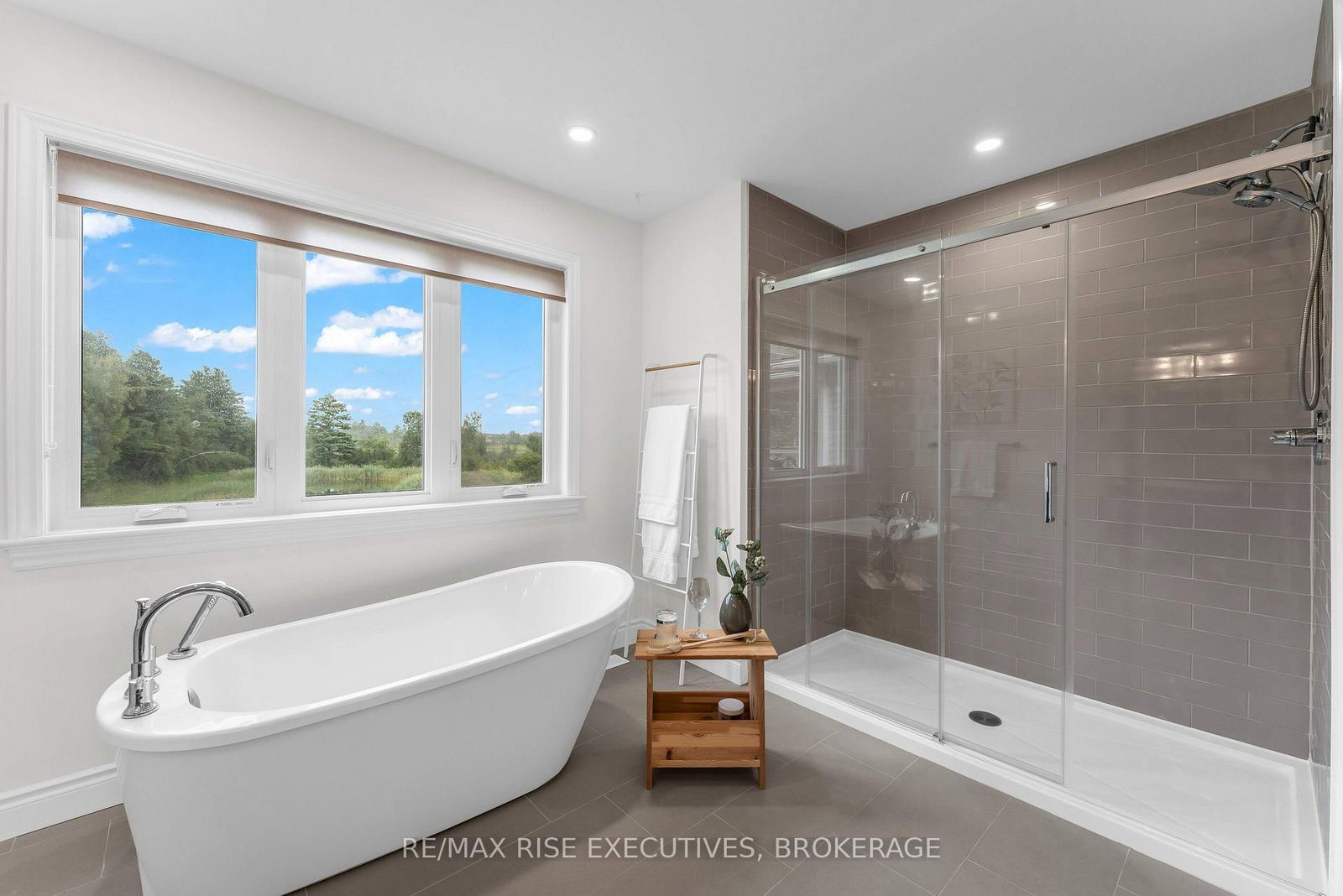 232 Mill Pond Place • Kingston, ON photo 23