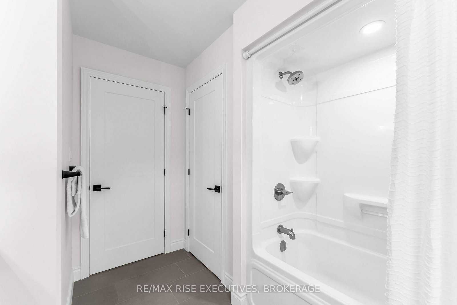 232 Mill Pond Place • Kingston, ON photo 32