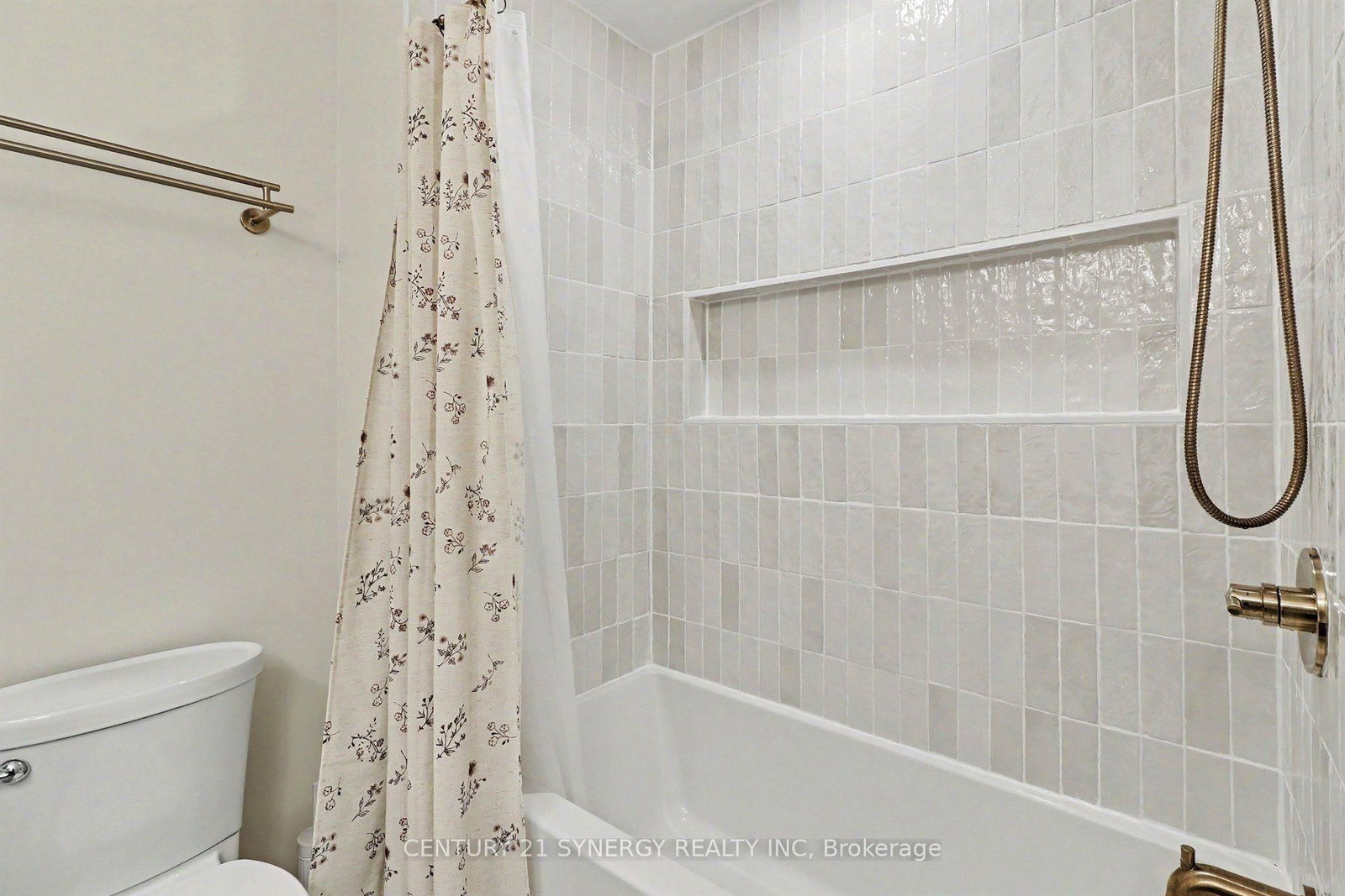 1503 Roberval Avenue • Ottawa, ON photo 21