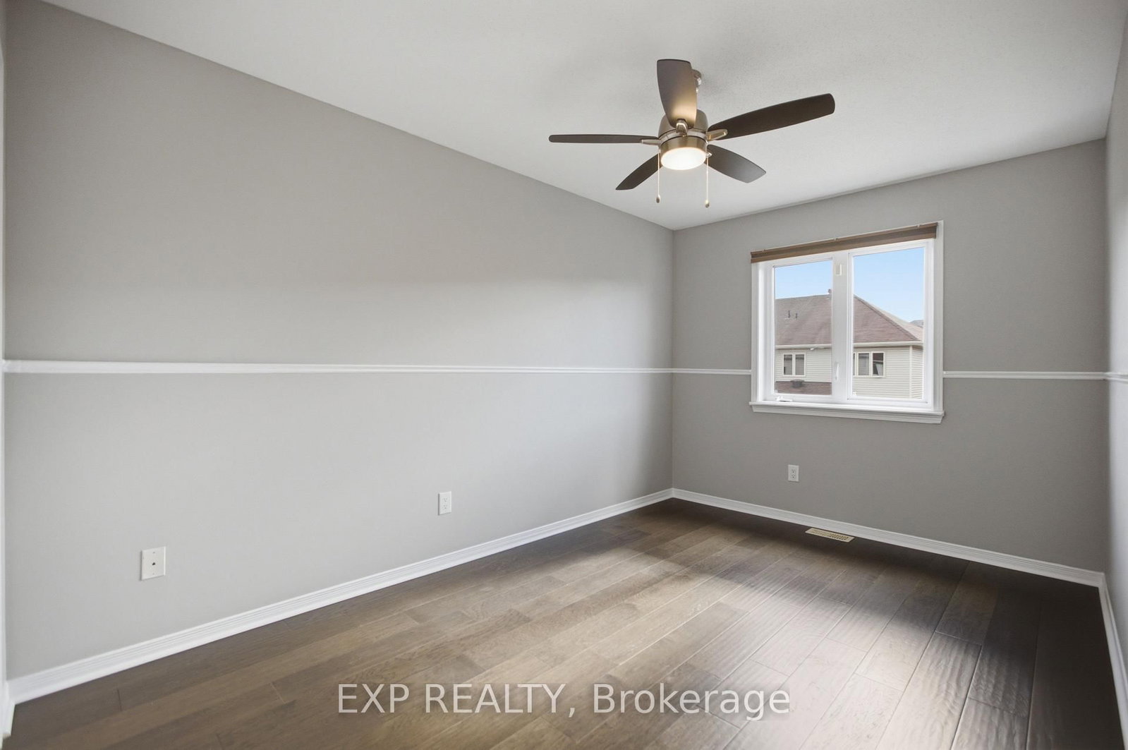 237 EYE BRIGHT Crescent • Ottawa, ON photo 27