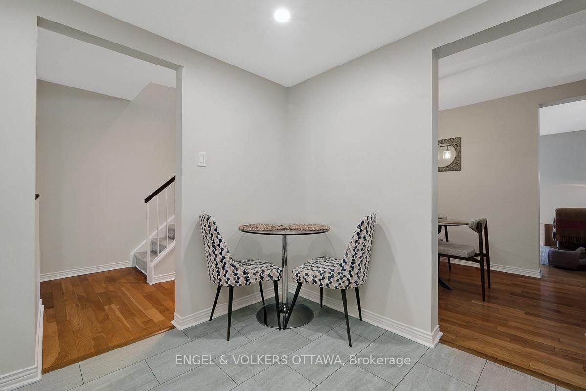 381 Verdon Private • Ottawa, ON photo 16