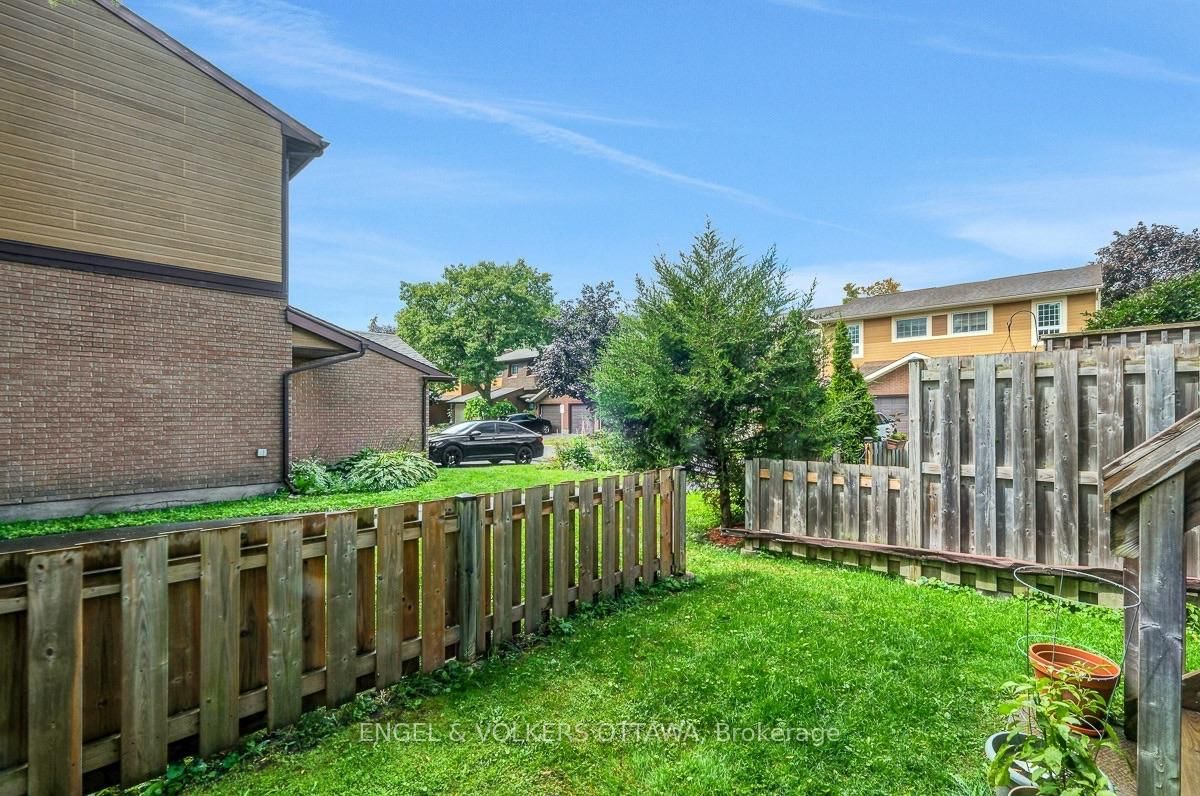 381 Verdon Private • Ottawa, ON photo 36