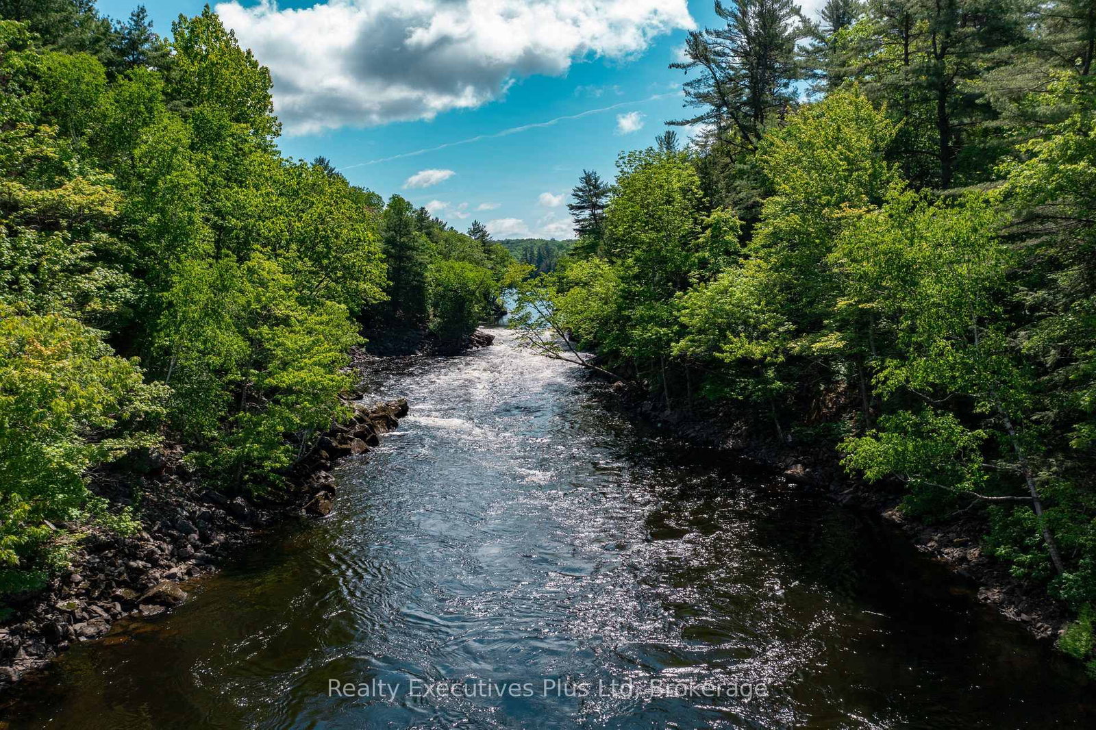 85 ladds Road • Whitestone, ON photo 9