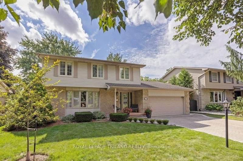 48 Westbury Avenue
