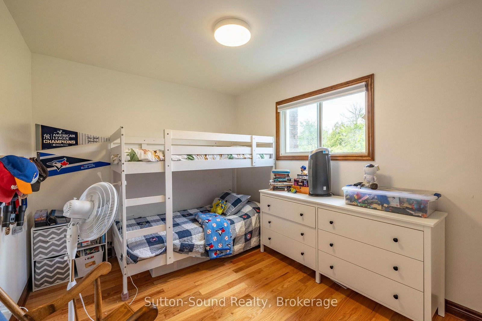 444 Balmy Beach Road • Georgian Bluffs, ON photo 17