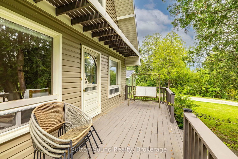 444 Balmy Beach Road