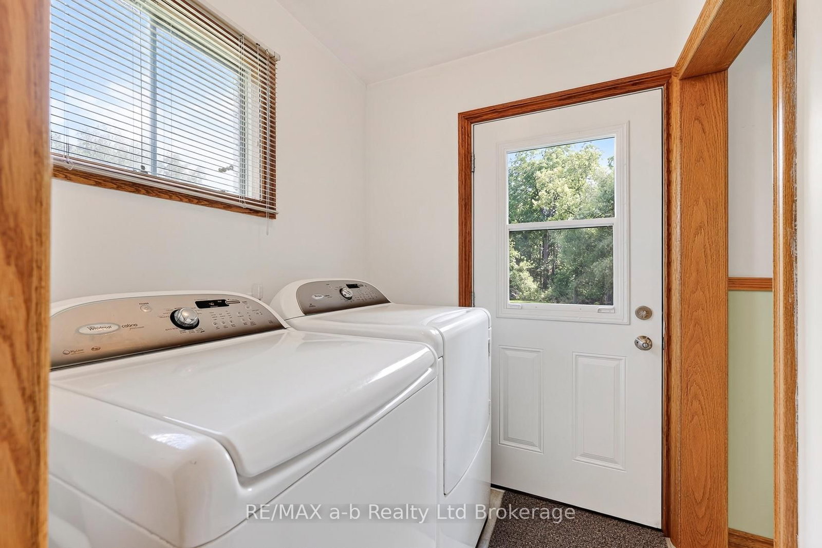 10 Pitcher Street • Norwich, ON photo 27