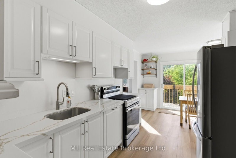 85 - 295 Water Street