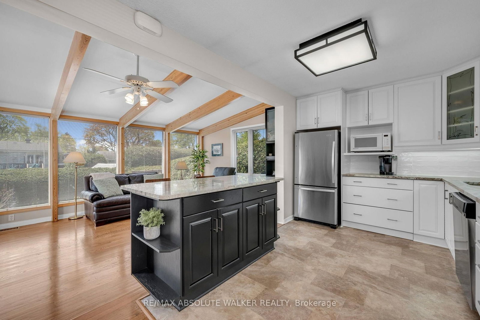 5 West Herrington Court • Ottawa, ON photo 17