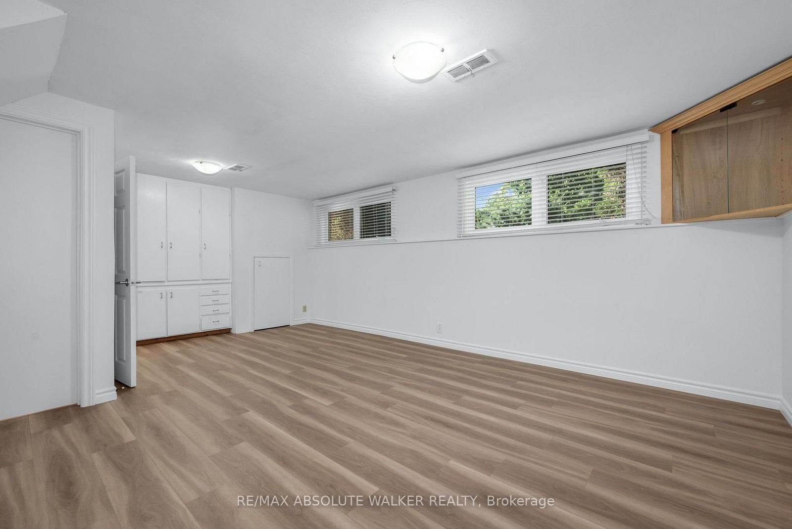5 West Herrington Court • Ottawa, ON photo 36