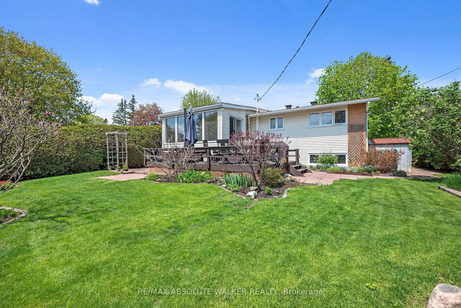 5 West Herrington Court • Ottawa, ON photo 48