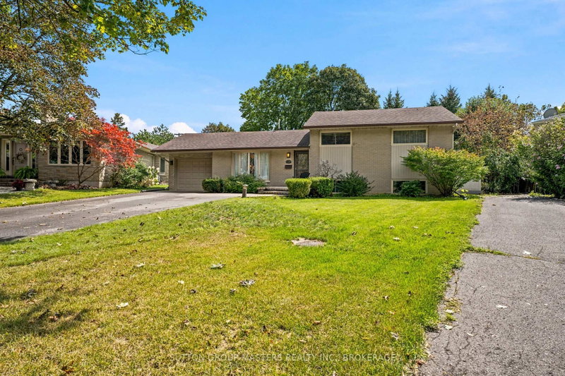 120 Liddell Crescent