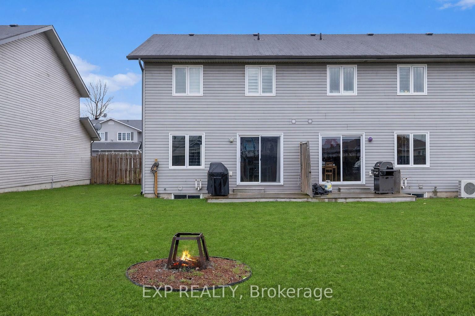 3000 Sandstone Crescent • Petawawa, ON photo 9