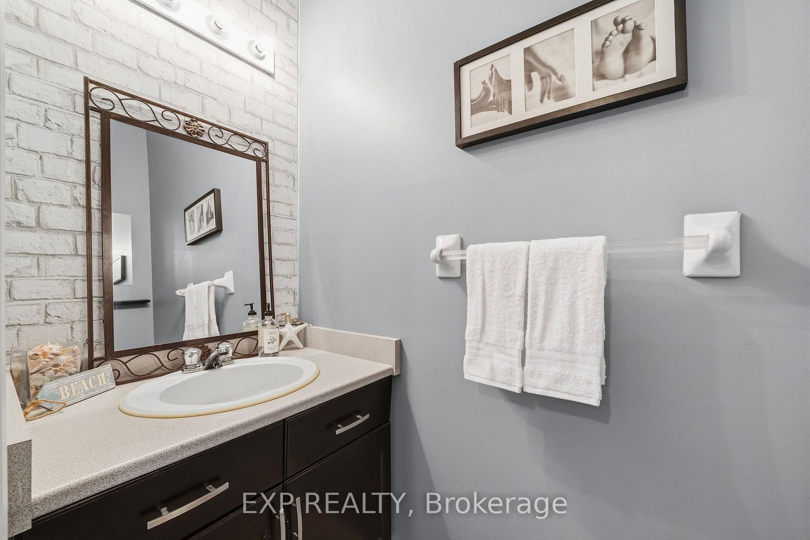 44 Juniper Crescent • Strathroy-Caradoc, ON photo 12