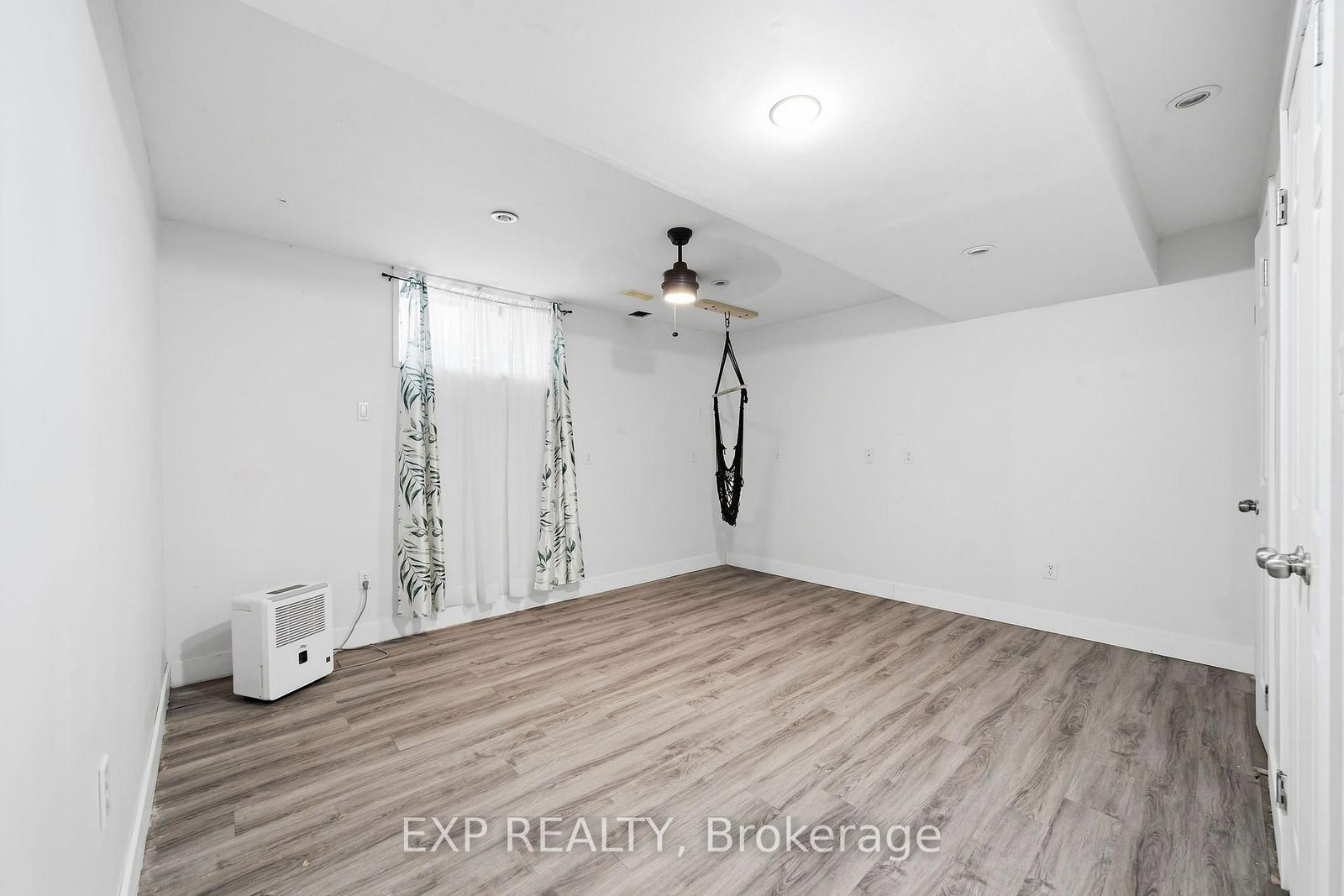 44 Juniper Crescent • Strathroy-Caradoc, ON photo 22