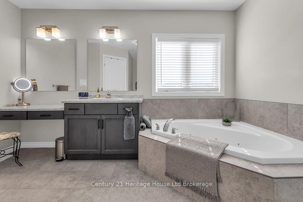 29 Brookside Lane • Tillsonburg, ON photo 23