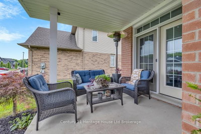 29 Brookside Lane • Tillsonburg, ON photo 5