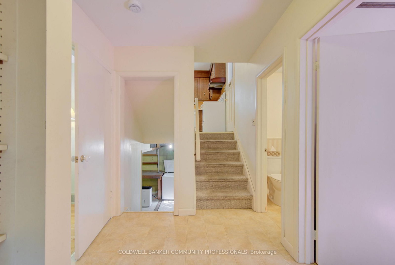 4 Mayfair Court • Hamilton, ON photo 13