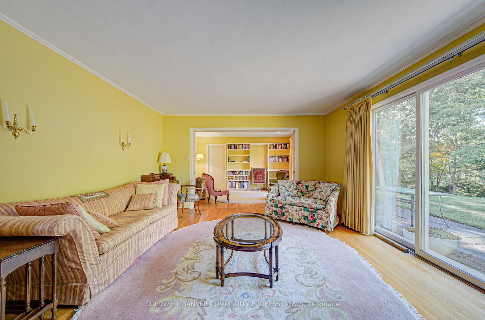 4 Mayfair Court • Hamilton, ON photo 18