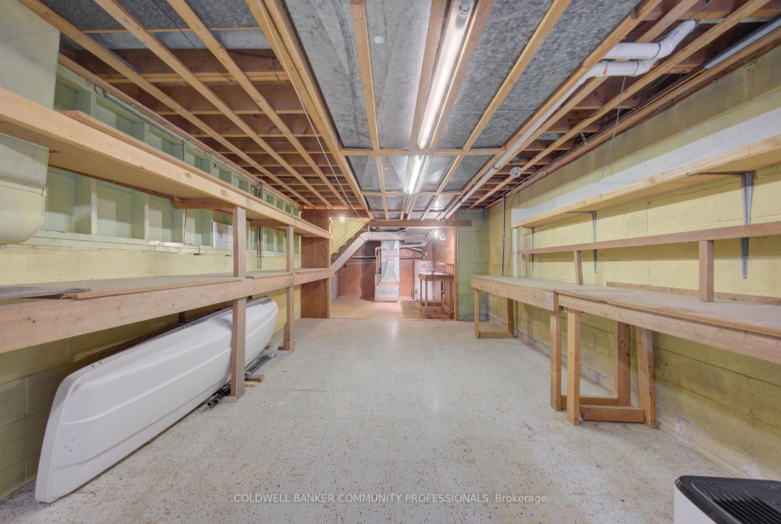 4 Mayfair Court • Hamilton, ON photo 37