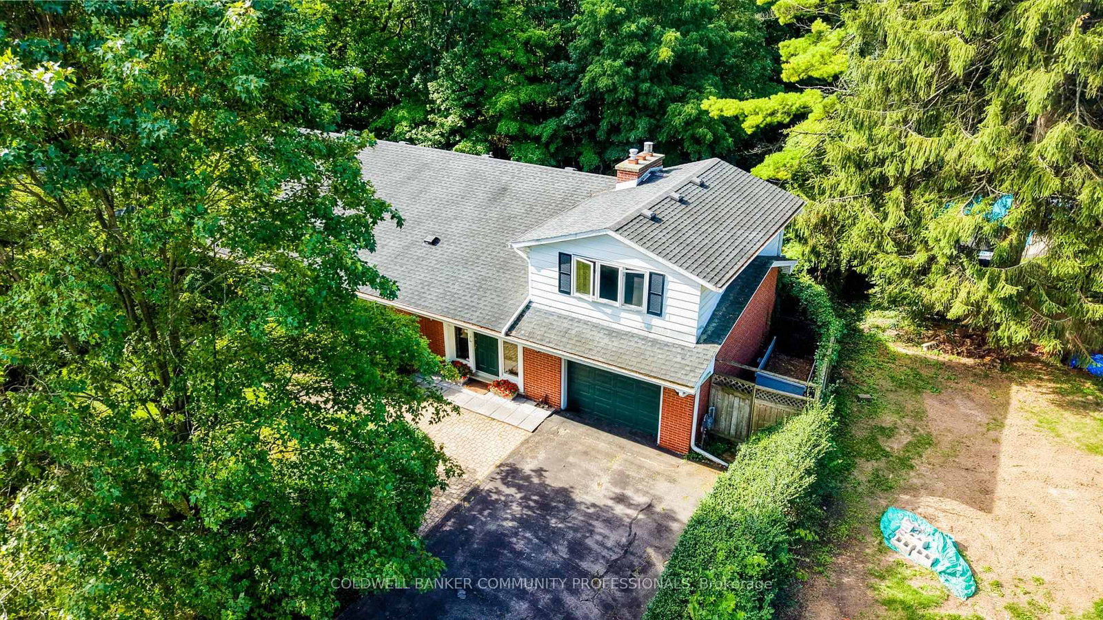 4 Mayfair Court • Hamilton, ON photo 45