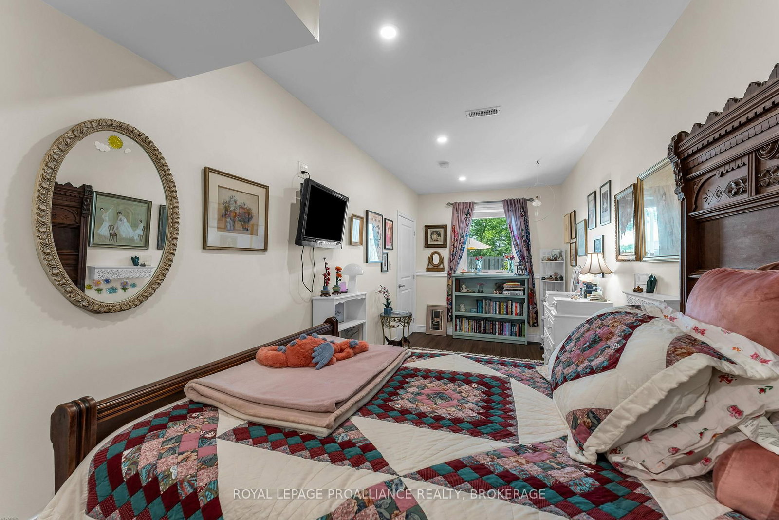 861 Windermere Drive • Kingston, ON photo 38