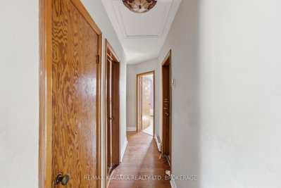 143 North Crescent • Port Colborne, ON photo 9