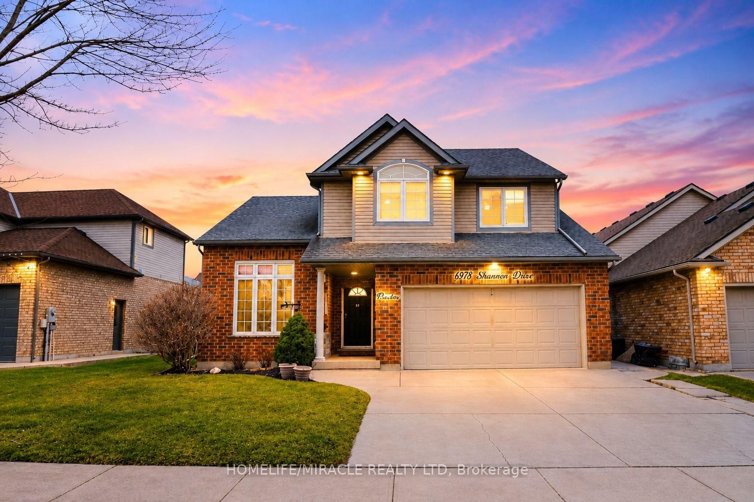 6978 Shannon Drive • Niagara Falls, ON photo 2