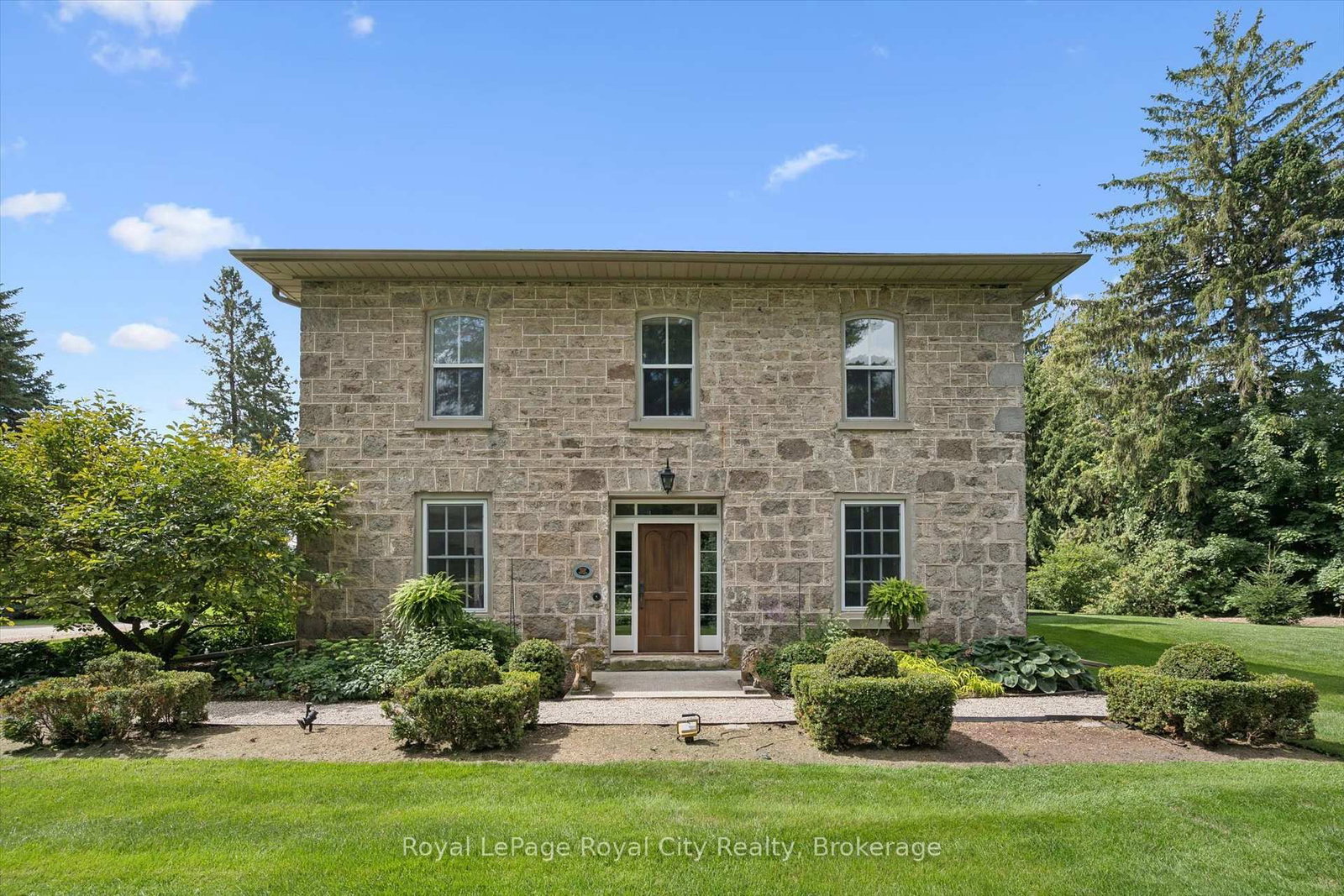 6550 Gerrie Road • Centre Wellington, ON photo 1