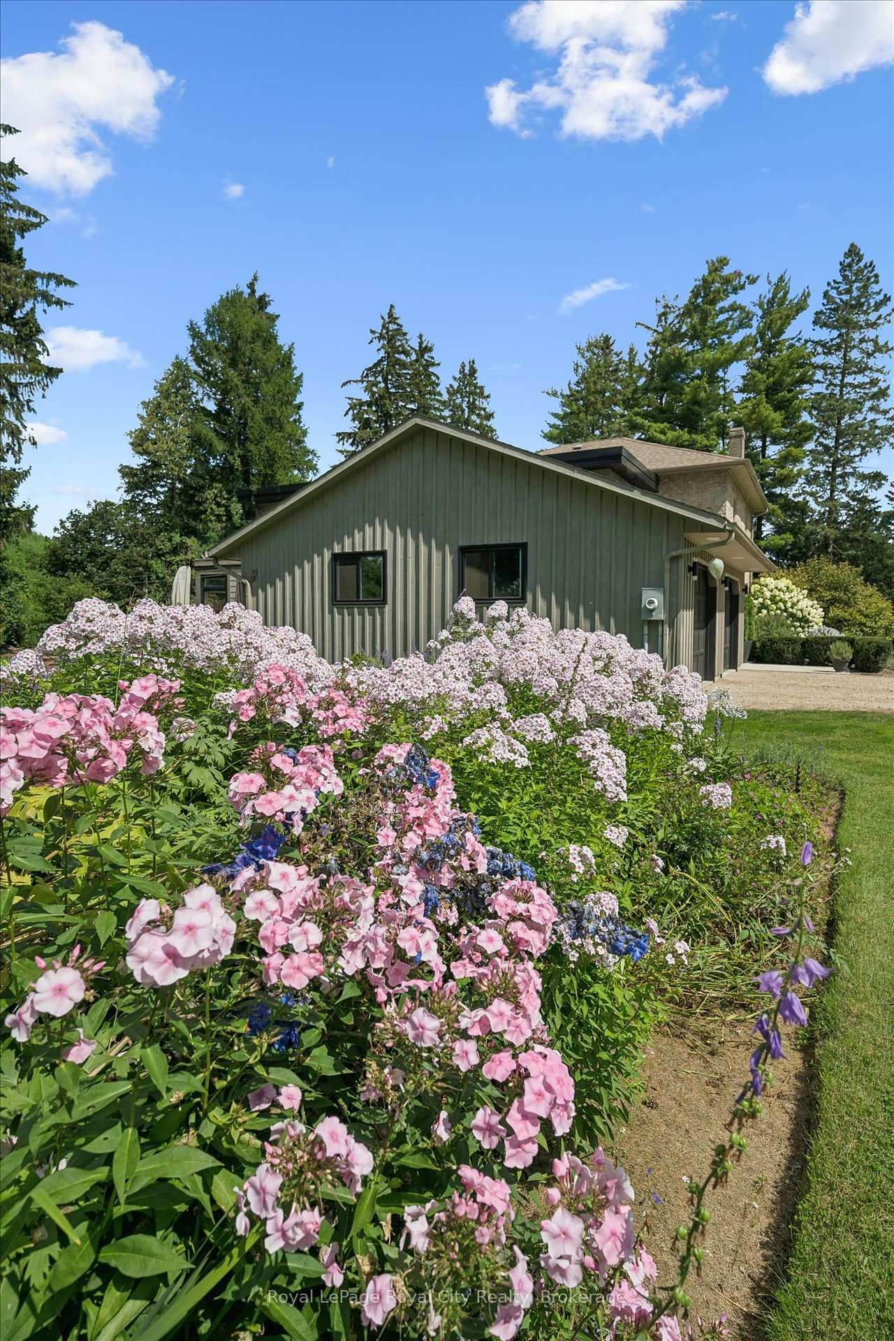 6550 Gerrie Road • Centre Wellington, ON photo 45