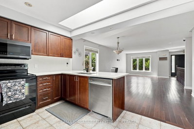 262 Draper's Street • Welland, ON photo 9