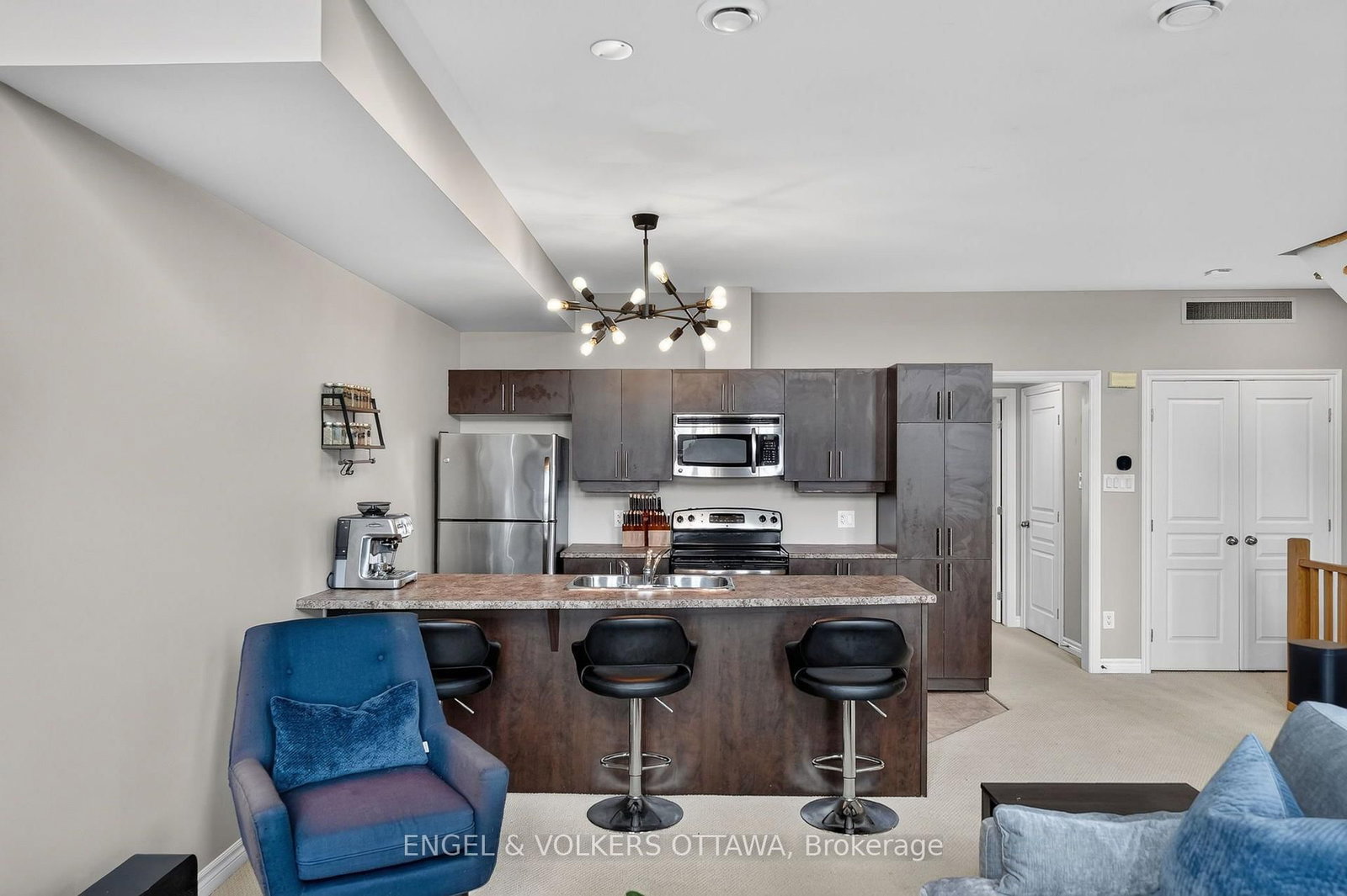 123 Eye Bright Crescent • Ottawa, ON photo 13