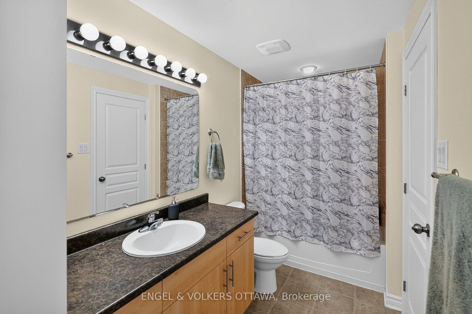 123 Eye Bright Crescent • Ottawa, ON photo 20