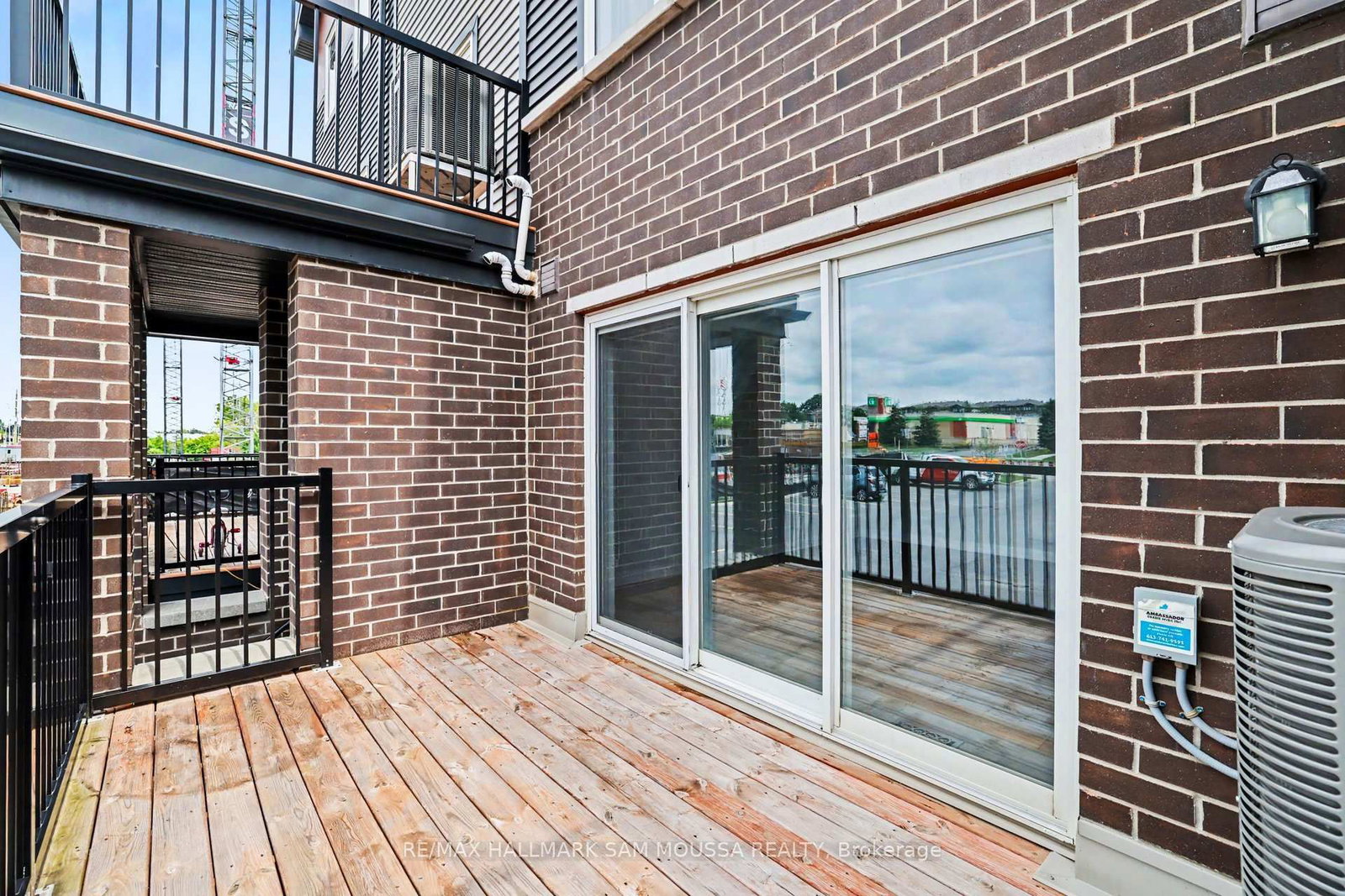 A-215 Eldorado Private, Ottawa, view 39