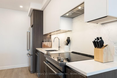 195 Hunter Street E • #705 • Peterborough, ON photo 5